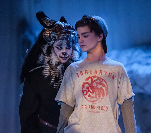 Sopia in the role of the wolf